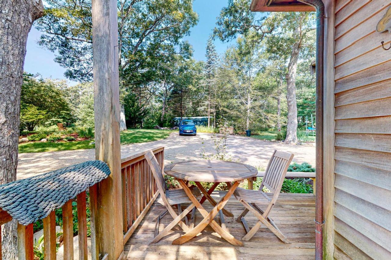 Вилла Nana'S Rear Treehouse West Tisbury Экстерьер фото